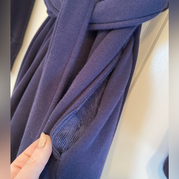 UGG Cozy Fleece-Lined Robe - Picture 9 of 11